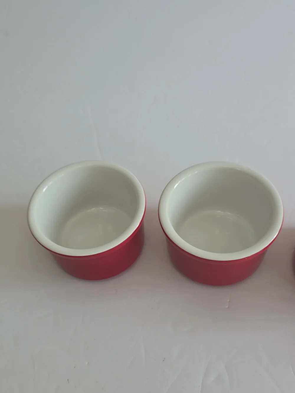 Cuisinart Set Of 4 Red Ramekins Mini Dish Bowls Stoneware 5.0 Fl Oz